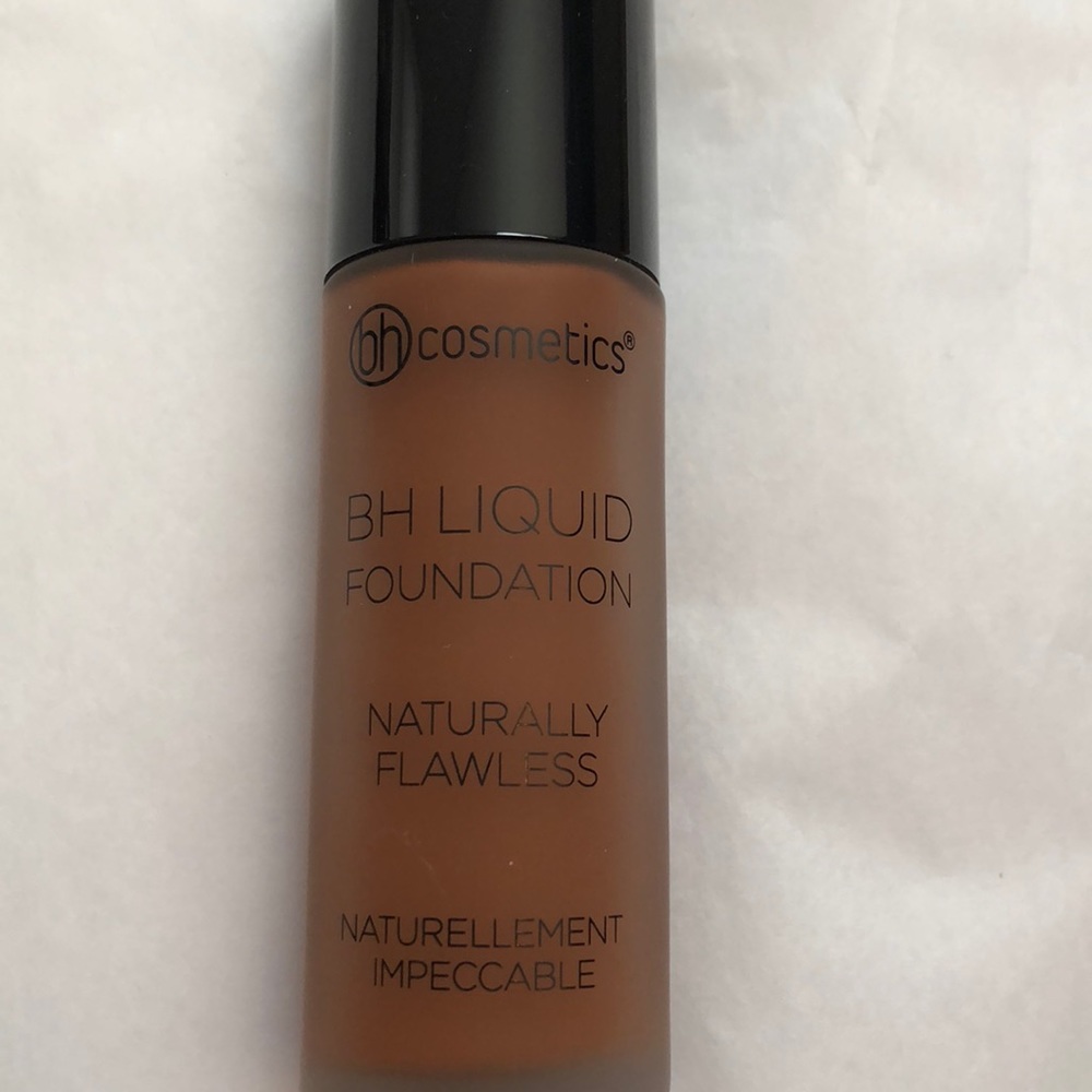 BH Cosmetics Liquid Foundation - Deep Beige
